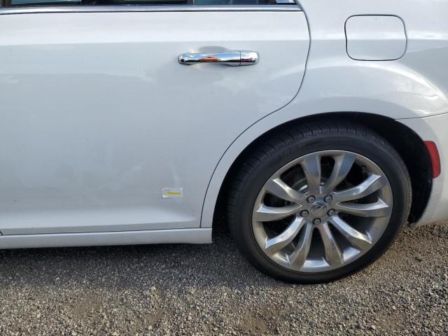 Photo 12 from auction – 2019 CHRYSLER 300 LIMITE with VIN 2C3CCAEG2KH609691