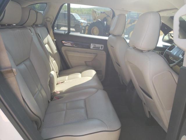 Photo 11 from auction – 2008 LINCOLN MKX with VIN 2LMDU88C28BJ00744