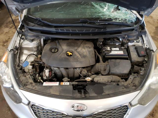 Photo 11 from auction – 2014 KIA FORTE LX with VIN KNAFK4A61E5145229