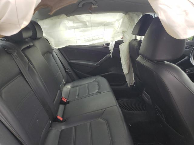 Photo 10 from auction – 2015 VOLKSWAGEN PASSAT S with VIN 1VWAT7A38FC052302