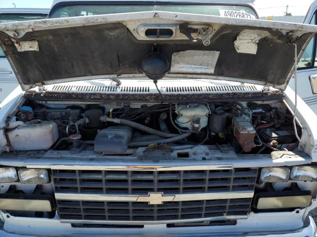 Photo 12 from auction – 1994 CHEVROLET G20 with VIN 1GBEG25K1RF180109