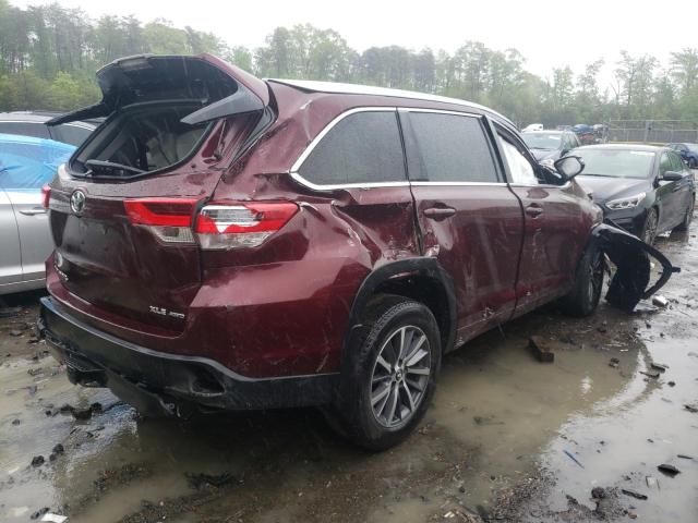 Photo 3 from auction – 2018 TOYOTA HIGHLANDER with VIN 5TDJZRFH7JS878616