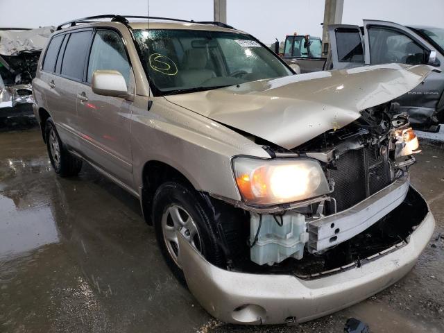 Photo 4 from auction – 2004 TOYOTA HIGHLANDER with VIN JTEGP21A940005003