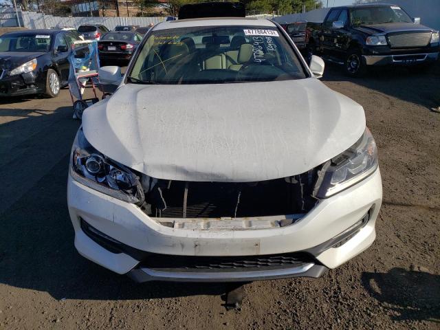 Photo 5 from auction – 2017 HONDA ACCORD EXL with VIN 1HGCR2F85HA109136