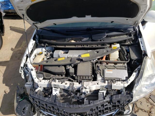 Photo 11 from auction – 2012 TOYOTA PRIUS V with VIN JTDZN3EU0C3020418