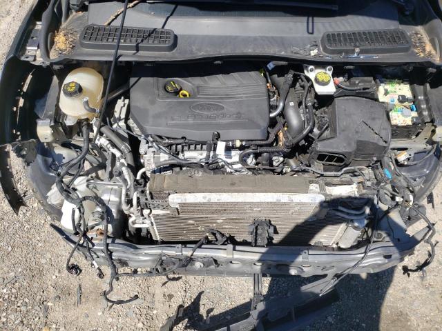 Photo 12 from auction – 2017 FORD ESCAPE SE with VIN 1FMCU9GD9HUD25180