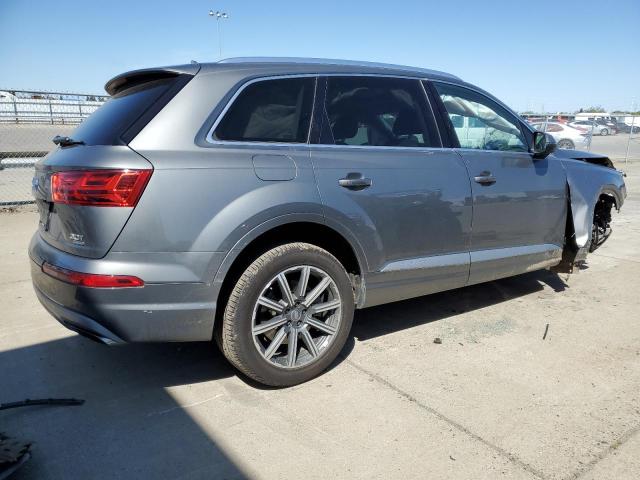 Foto 3 de la subasta – 2017 AUDI Q7 PREMIUM con VIN WA1LAAF71HD019501