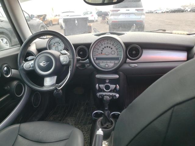 Photo 8 from auction – 2008 MINI COOPER with VIN WMWMF33568TT63385
