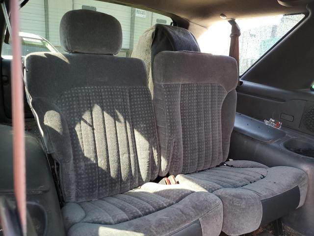 Photo 11 from auction – 2000 CHEVROLET BLAZER with VIN 1GNCS18W6YK236763