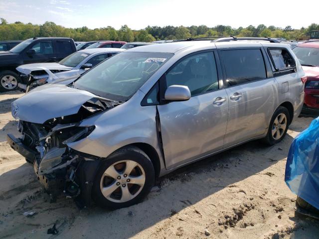 TOYOTA SIENNA LE 2016 with VIN 5TDKK3DC4GS703231 - Photo from auction