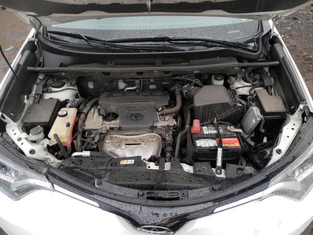 Photo 11 from auction – 2018 TOYOTA RAV4 LE with VIN JTMBFREV8JJ739919