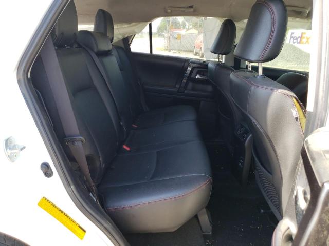Photo 11 from auction – 2019 TOYOTA 4RUNNER SR with VIN JTEBU5JR2K5658962