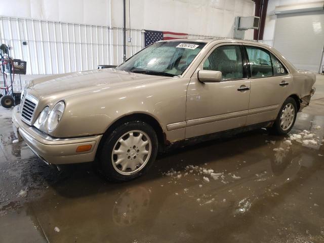 Photo 1 from auction – 1998 MERCEDES-BENZ E 320 4MAT with VIN WDBJF82F4WX013058
