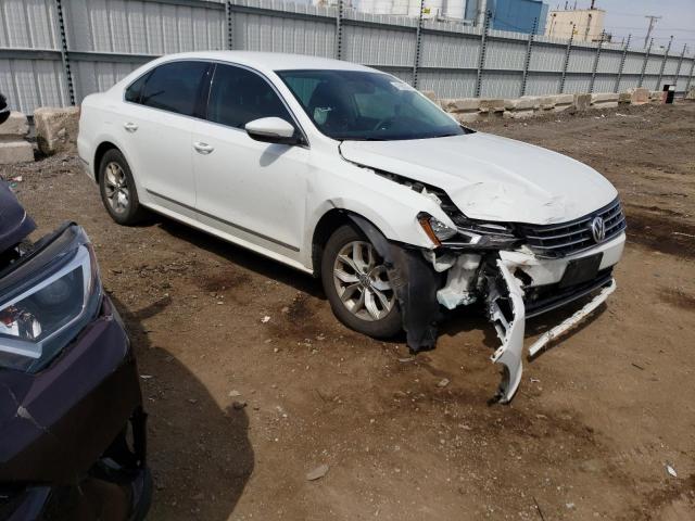 Photo 4 from auction – 2016 VOLKSWAGEN PASSAT S with VIN 1VWAT7A34GC041282