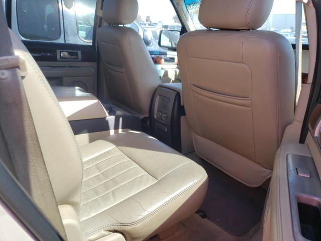 Photo 11 from auction – 2005 LINCOLN NAVIGATOR with VIN 5LMFU28505LJ07526