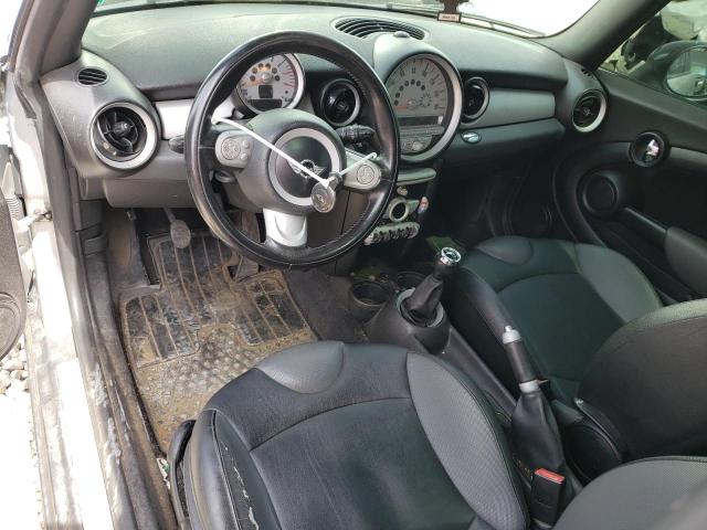 Photo 8 from auction – 2009 MINI COOPER with VIN WMWMF335X9TU71395