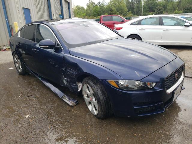 Foto 4 de la subasta – 2017 JAGUAR XE con VIN SAJAR4BG7HA974108