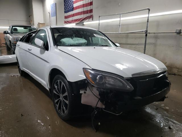 Photo 4 from auction – 2013 CHRYSLER 200 LIMITE with VIN 1C3CCBCG1DN743787