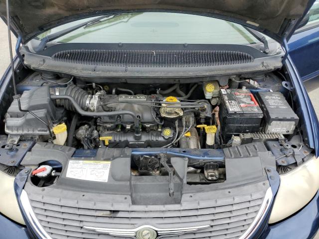 Photo 12 from auction – 2002 CHRYSLER TOWN & COU with VIN 2C4GP44322R652844