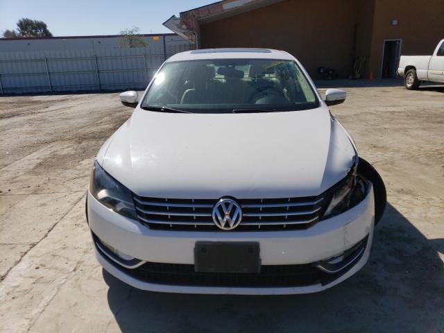 Photo 5 from auction – 2014 VOLKSWAGEN PASSAT SE with VIN 1VWBN7A37EC019563