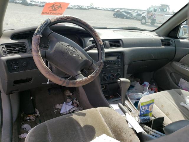 Photo 8 from auction – 2001 TOYOTA CAMRY CE with VIN 4T1BG22K01U080615