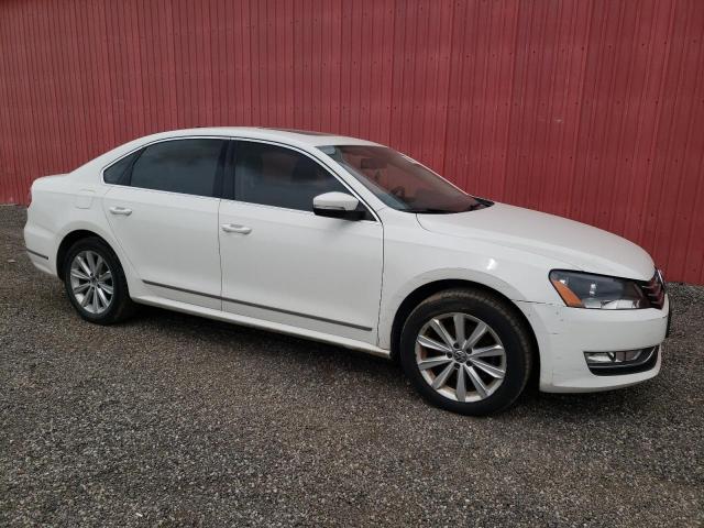 Photo 4 from auction – 2014 VOLKSWAGEN PASSAT SEL with VIN 1VWCS7A38EC077310
