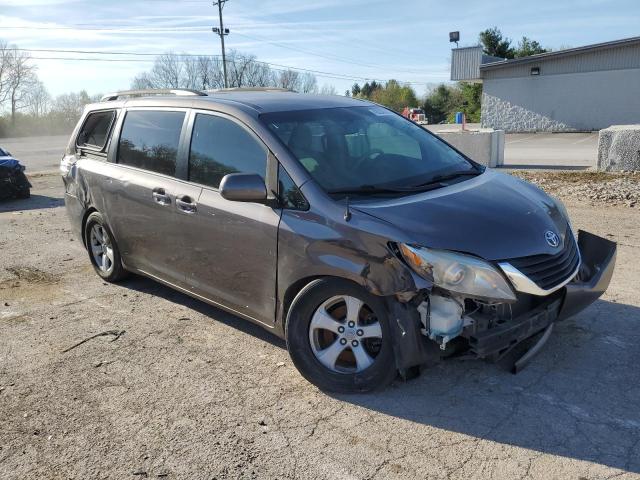 Zdjęcie 4 z aukcji – 2011 TOYOTA SIENNA LE z VIN 5TDKK3DC2BS147249