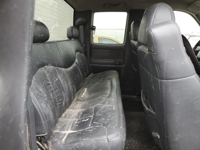 Photo 10 from auction – 2000 CHEVROLET SILVERADO2 with VIN 1GCEK19T6YZ213626
