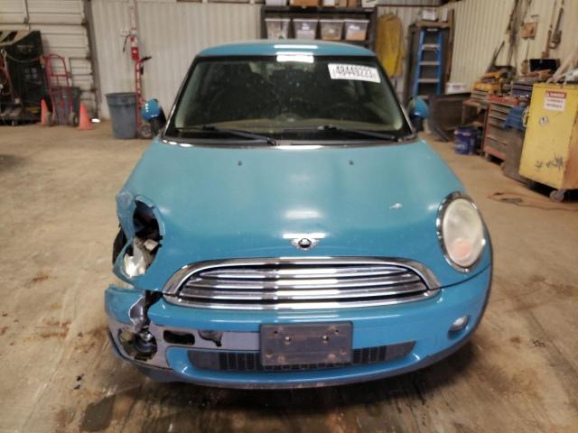 Photo 5 from auction – 2009 MINI COOPER with VIN WMWMF33569TZ21155