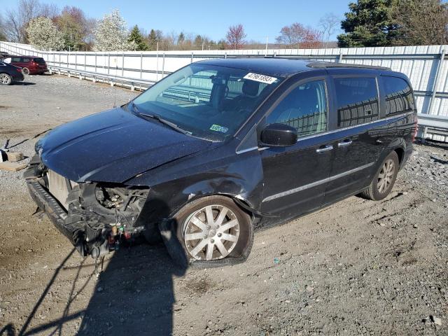CHRYSLER TOWN & COU 2015 with VIN 2C4RC1BG9FR553937 - Photo from auction