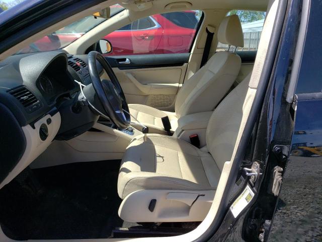 Photo 7 from auction – 2010 VOLKSWAGEN JETTA WOLF with VIN 3VWRA7AJXAM041025