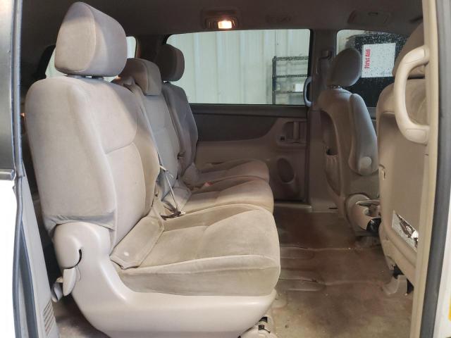 Photo 11 from auction – 2005 TOYOTA SIENNA CE with VIN 5TDZA23C05S359519