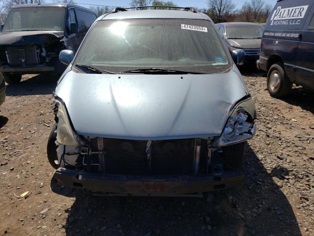 Photo 5 from auction – 2004 TOYOTA SIENNA XLE with VIN 5TDBA22C14S021712