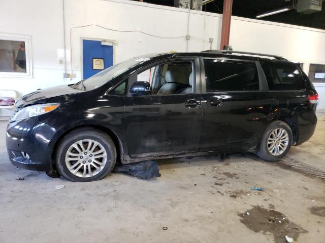TOYOTA SIENNA XLE 2011 with VIN 5TDYK3DC5BS118936 - Photo from auction