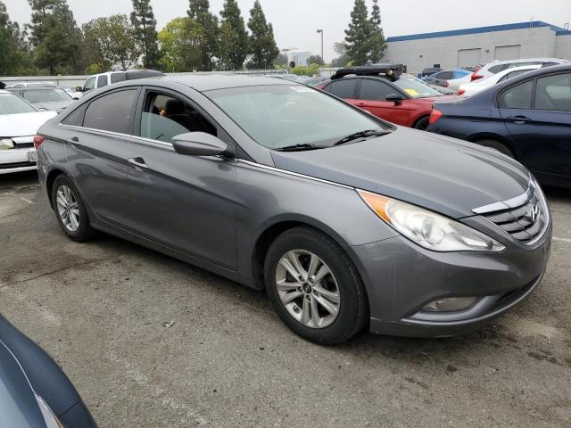Photo 4 from auction – 2013 HYUNDAI ACCENT with VIN 5NPEB4AC4DH651866