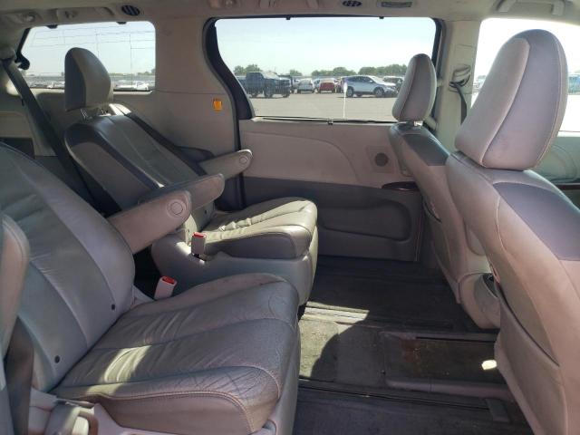 Photo 11 from auction – 2011 TOYOTA SIENNA XLE with VIN 5TDYK3DC9BS074942