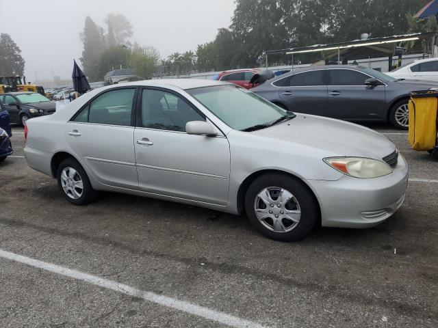 Photo 4 from auction – 2004 TOYOTA CAMRY LE with VIN 4T1BE32K44U351806
