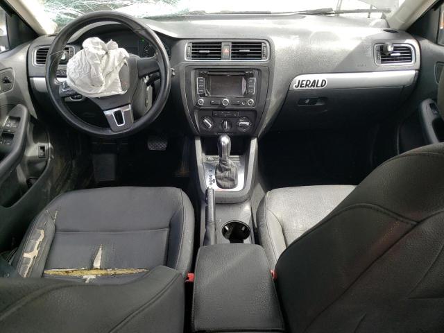 Photo 8 from auction – 2011 VOLKSWAGEN JETTA SEL with VIN 3VWLZ7AJ3BM034384
