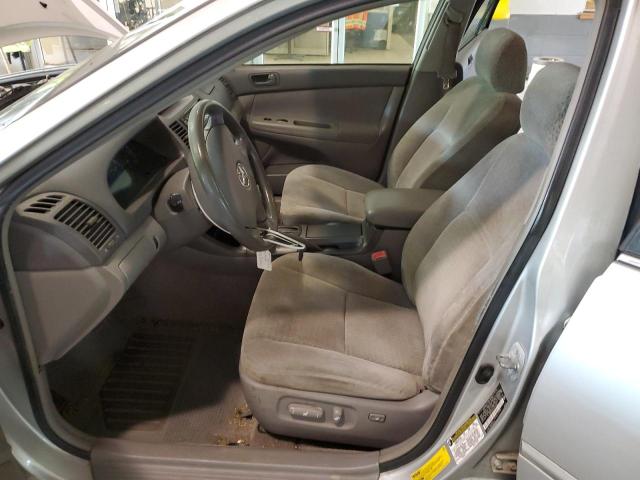 Photo 7 from auction – 2004 TOYOTA CAMRY LE with VIN 4T1BE30K44U339965