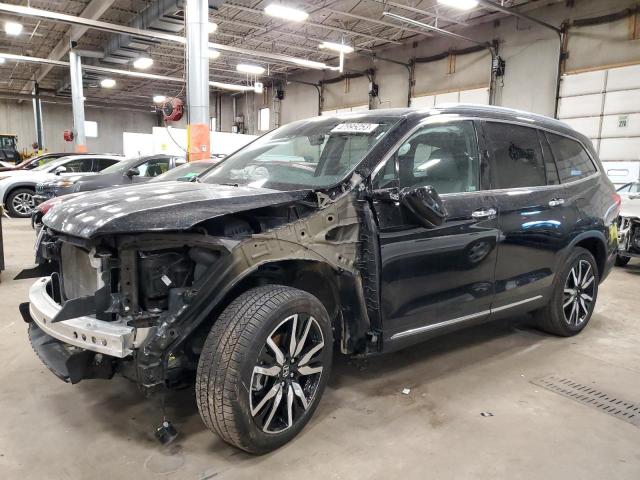 HONDA PILOT TOUR 2019 with VIN 5FNYF6H99KB015186 - Photo from auction