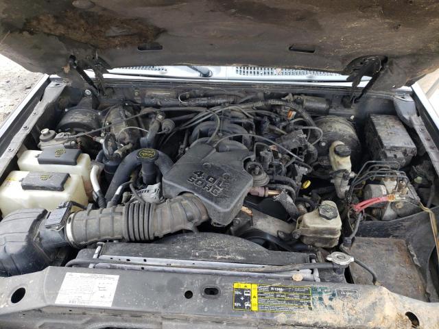 Photo 11 from auction – 2005 FORD EXPLORER S with VIN 1FMZU77K95UA43355