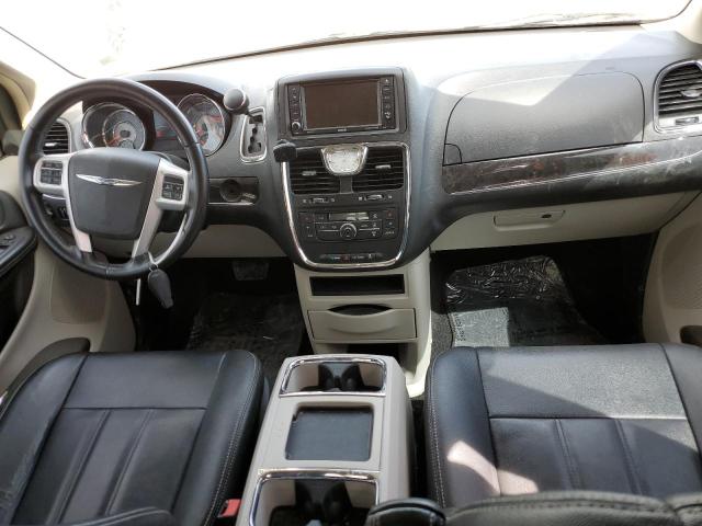 Photo 8 from auction – 2016 CHRYSLER TOWN & COU with VIN 2C4RC1BG3GR129798