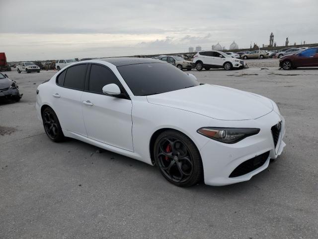 Photo 4 from auction – 2018 ALFA ROMEO GIULIA TI with VIN ZARFAECN2J7593984