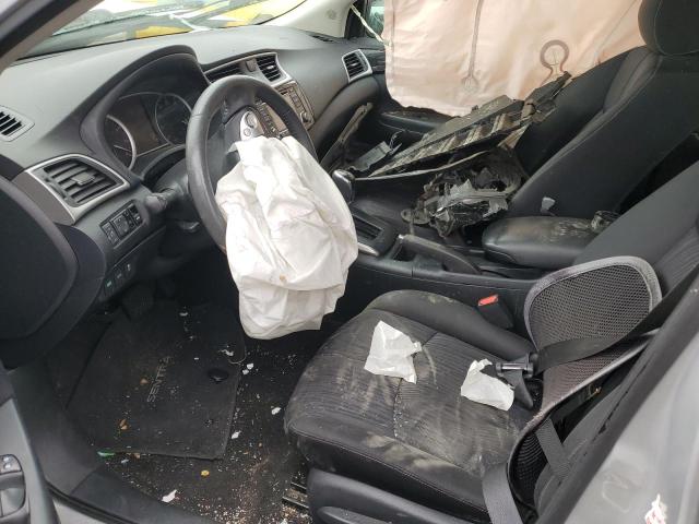 Photo 7 from auction – 2017 NISSAN SENTRA S with VIN 3N1AB7AP8HL696367