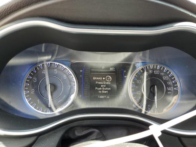 Photo 9 from auction – 2015 CHRYSLER 200 LIMITE with VIN 1C3CCCAB8FN743799