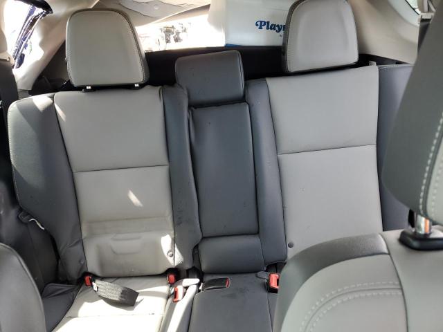 Photo 10 from auction – 2015 TOYOTA RAV4 LIMIT with VIN 2T3YFREV1FW151539