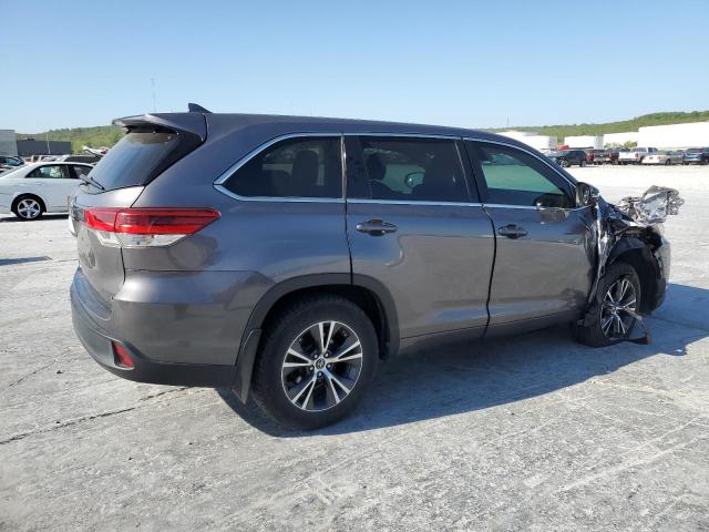 Photo 3 from auction – 2017 TOYOTA HIGHLANDER with VIN 5TDZZRFH0HS229821