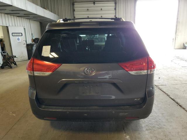 Photo 6 from auction – 2012 TOYOTA SIENNA XLE with VIN 5TDYK3DC2CS269900