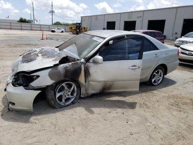 TOYOTA CAMRY LE 2003 with VIN 4T1BF32K23U050625 - Photo from auction
