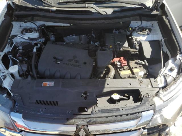 Photo 12 from auction – 2018 MITSUBISHI OUTLANDER with VIN JA4AD3A39JZ014067